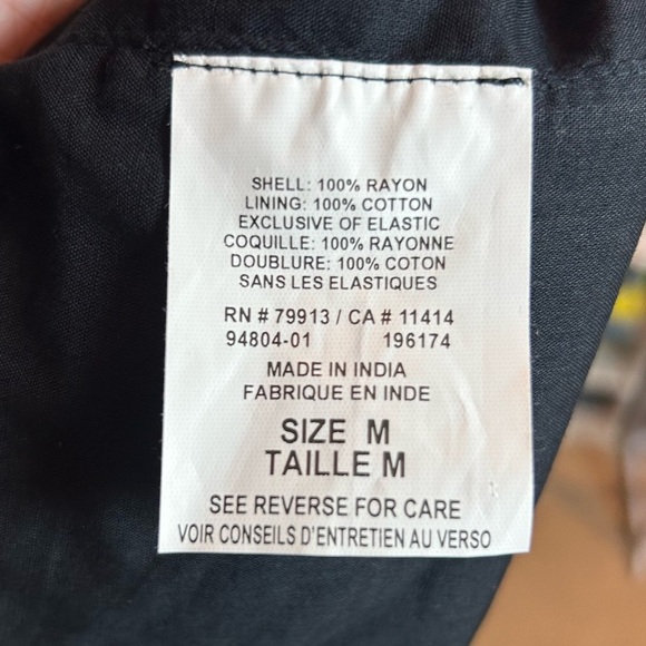 🖤 Motherhood Maternity Black Dress
Size Medium - Picture 8 of 9